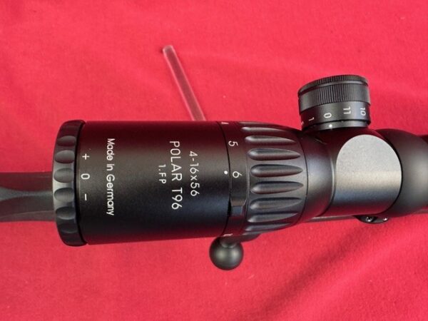 Blaser R8 Professional iC / Schmidt und Bender 4-16x56 – Bild 5