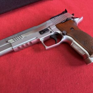 Sig Sauer P226 X-Six